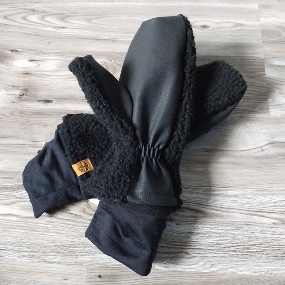 Timberland Sherpa Mittens Black High Pile Fleece Women's Size Small - Picture 3 of 4